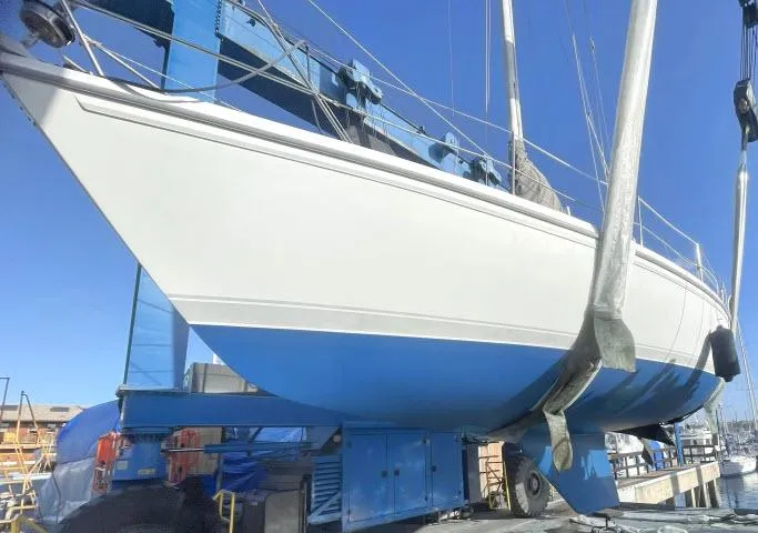 Slide: The Image of Catalina 34 1988 - 75