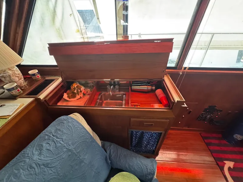 Slide: The Image of President Double Cabin 1986 - 16