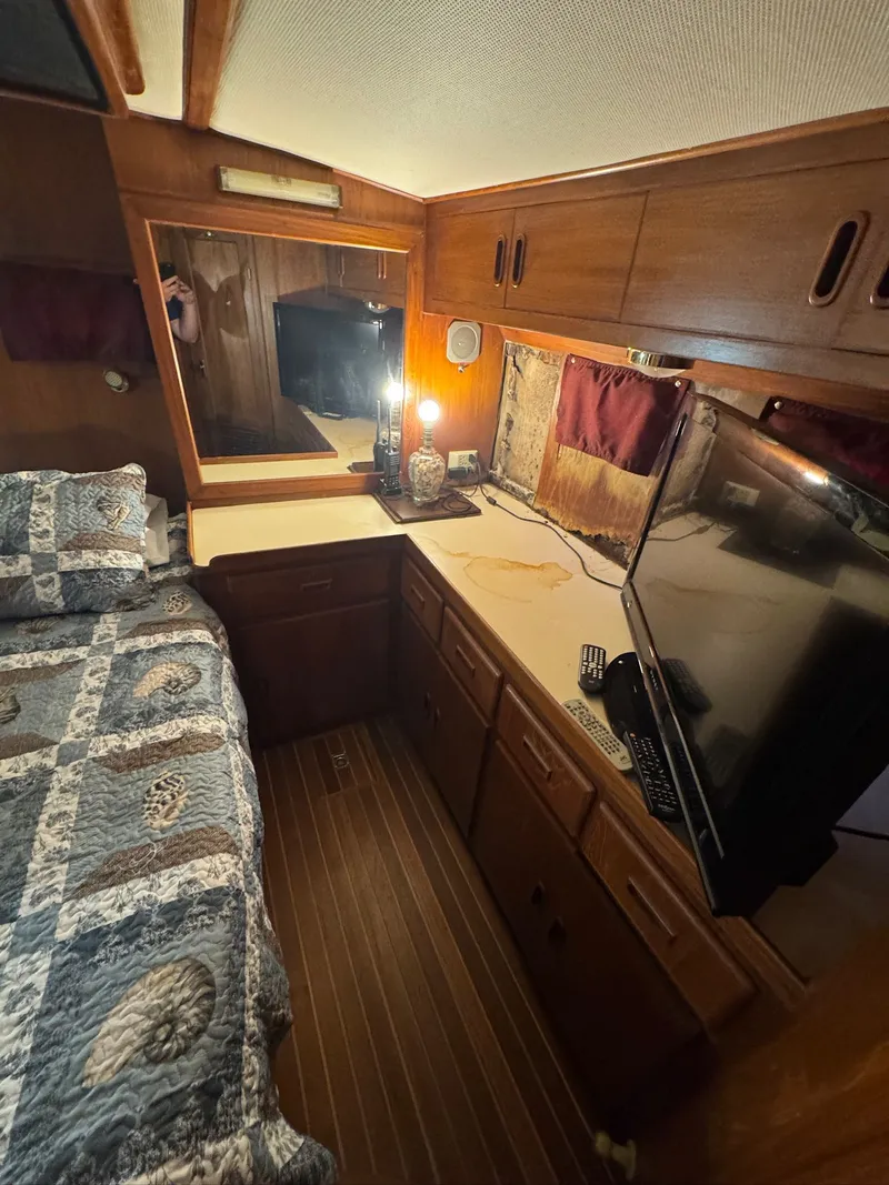 Slide: The Image of President Double Cabin 1986 - 20