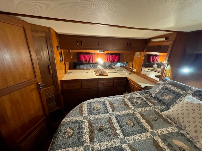 Slide: The Image of President Double Cabin 1986 - 21