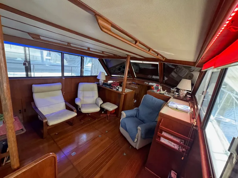 Slide: The Image of President Double Cabin 1986 - 30