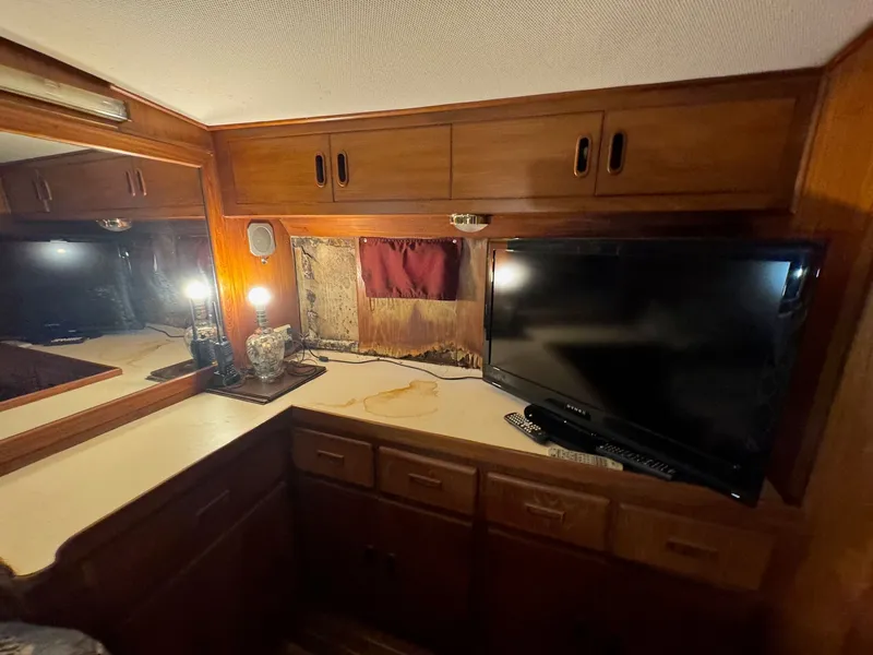 Slide: The Image of President Double Cabin 1986 - 31