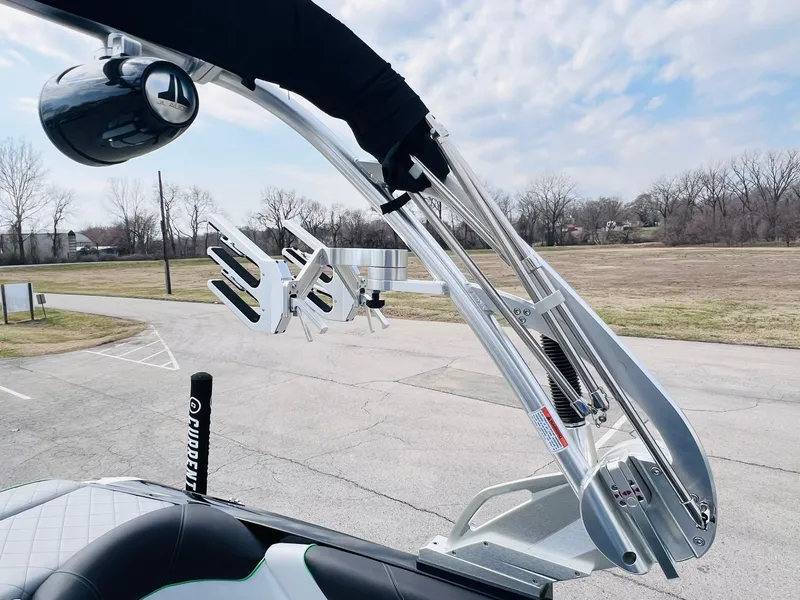 Slide: The Image of MasterCraft X25 2015 - 52