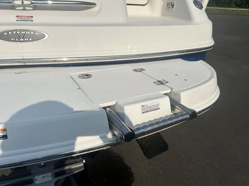 Slide: The Image of Rear view of 2008 Chaparral 215 SSi boat with extended swim platform. - 12