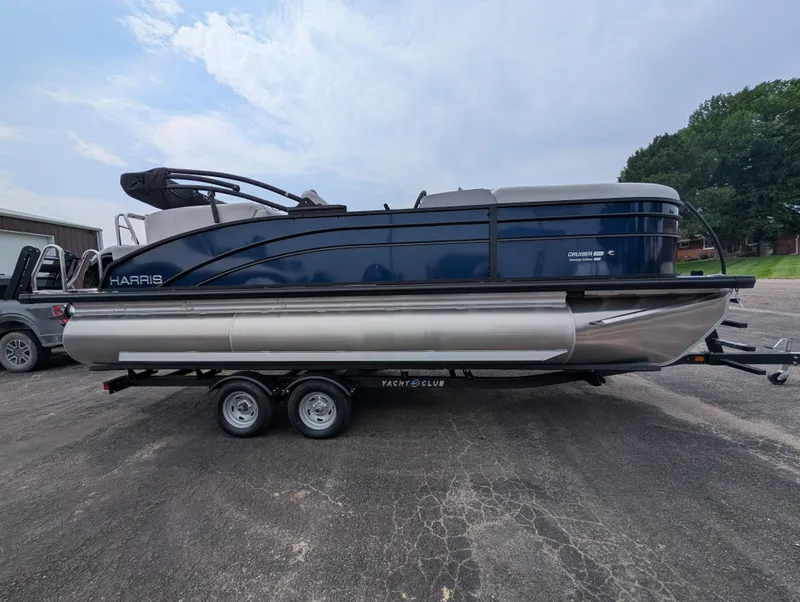 Slide: The Image of 2026 Harris 210 Cruiser Dual Helm Blue Waconda Boats - 4