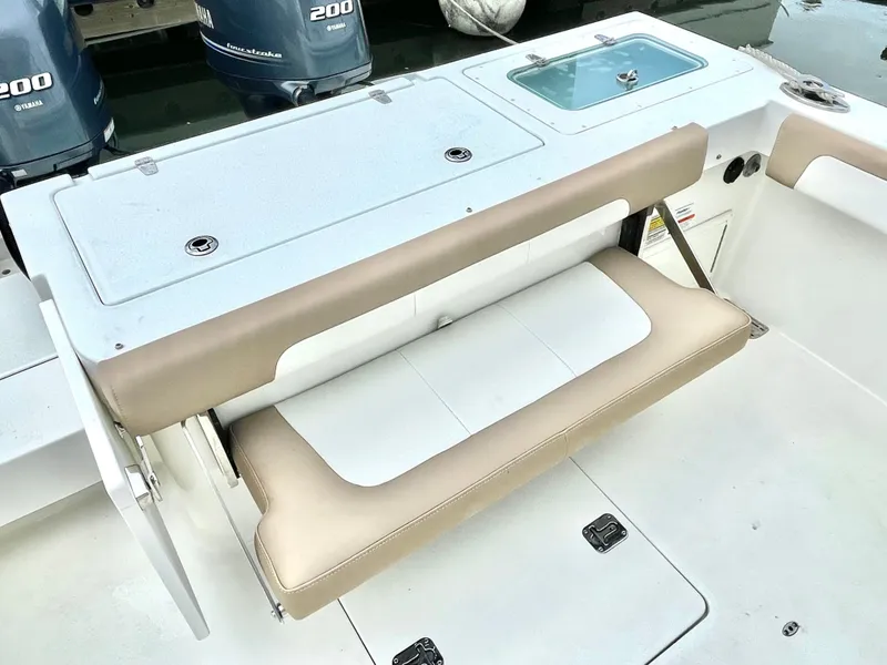 Slide: The Image of Parker Marine 2540 DC 2019 - 27