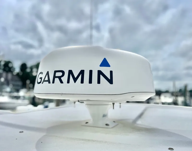 Slide: The Image of Parker Marine 2540 DC 2019 - 37