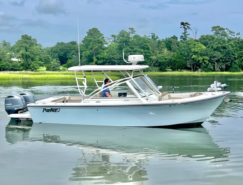 Slide: The Image of Parker Marine 2540 DC 2019 - 47