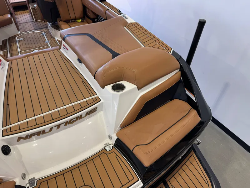 Slide: The Image of Nautique Super Air Nautique G23 2020 - 11