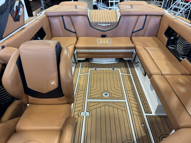 Slide: The Image of Nautique Super Air Nautique G23 2020 - 22