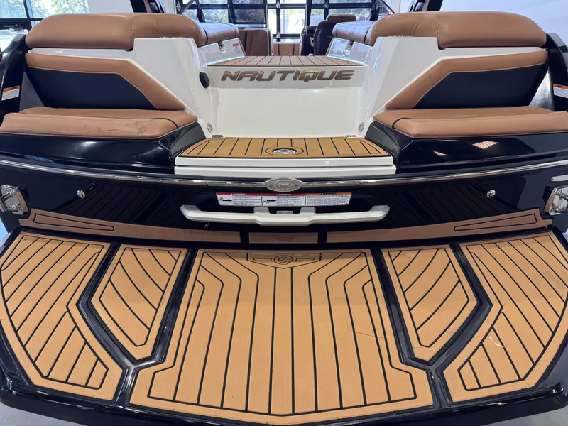 Slide: The Image of Nautique Super Air Nautique G23 2020 - 8