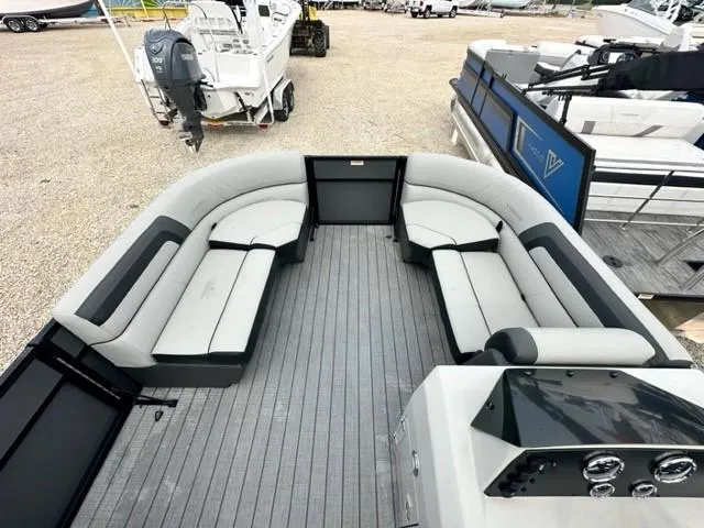 Slide: The Image of 2023 Viaggio Lago C pontoon boat with spacious seating and modern design. - 7