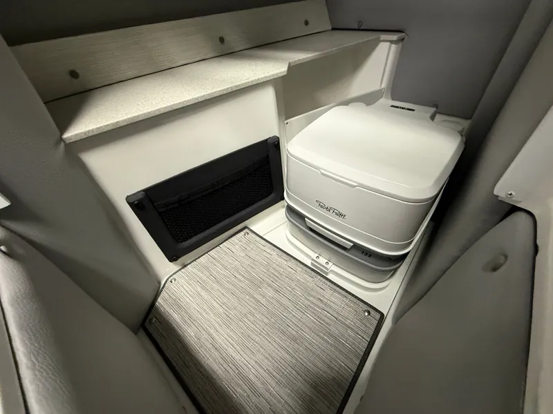 Slide: The Image of Cobalt R6 Surf 2026 - 56