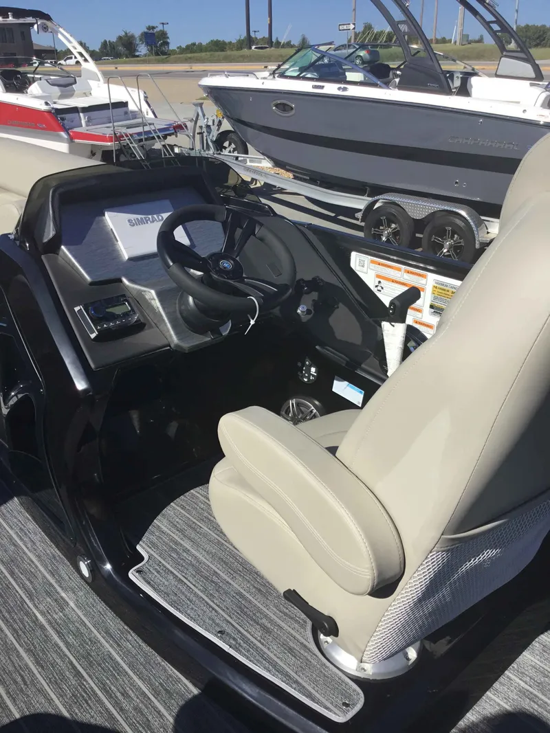 Slide: The Image of Premier 250 SunSation RL 2023 - 19