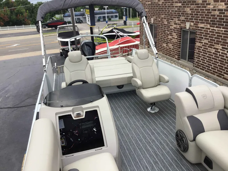 Slide: The Image of Premier 250 SunSation RL 2024 - 20