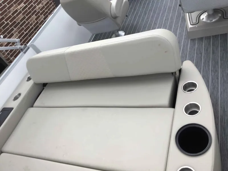Slide: The Image of Premier 250 SunSation RL 2024 - 12