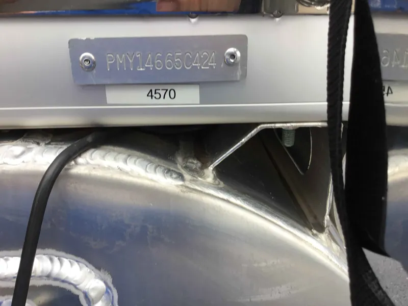 Slide: The Image of Premier 230 Sunsation Angler 4pt 2024 - 27