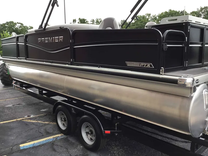 Slide: The Image of Premier 230 Sunsation Angler 4pt 2024 - 4