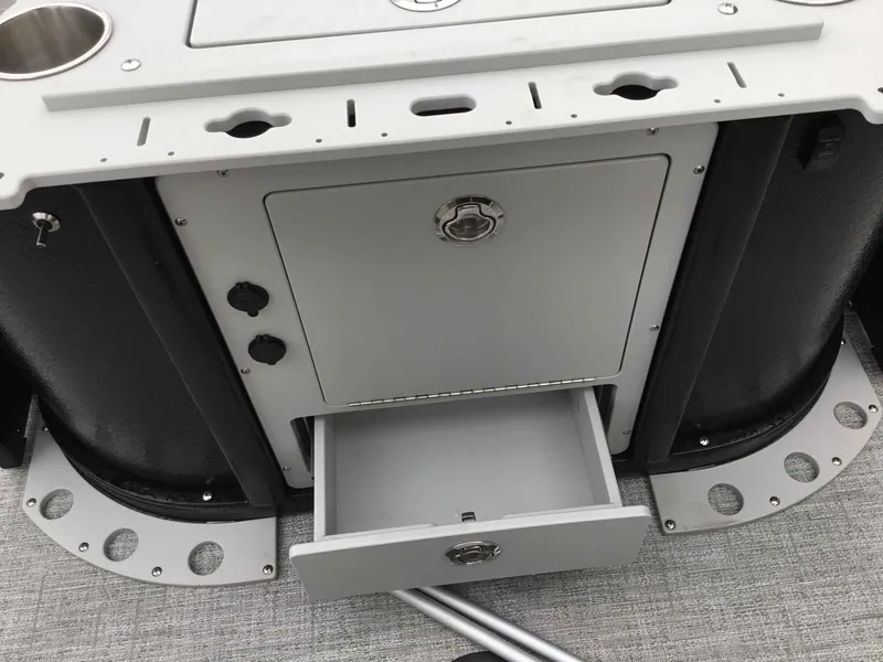 Slide: The Image of Premier 230 Sunsation Angler 4pt 2024 - 25