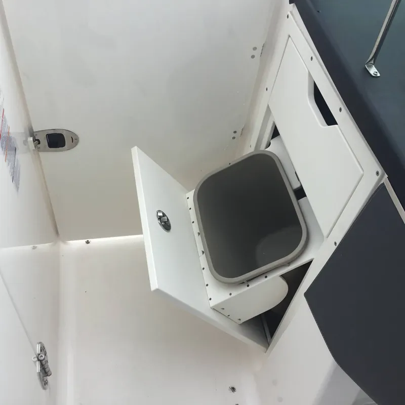 Slide: The Image of Chaparral 30 Surf 2024 - 34