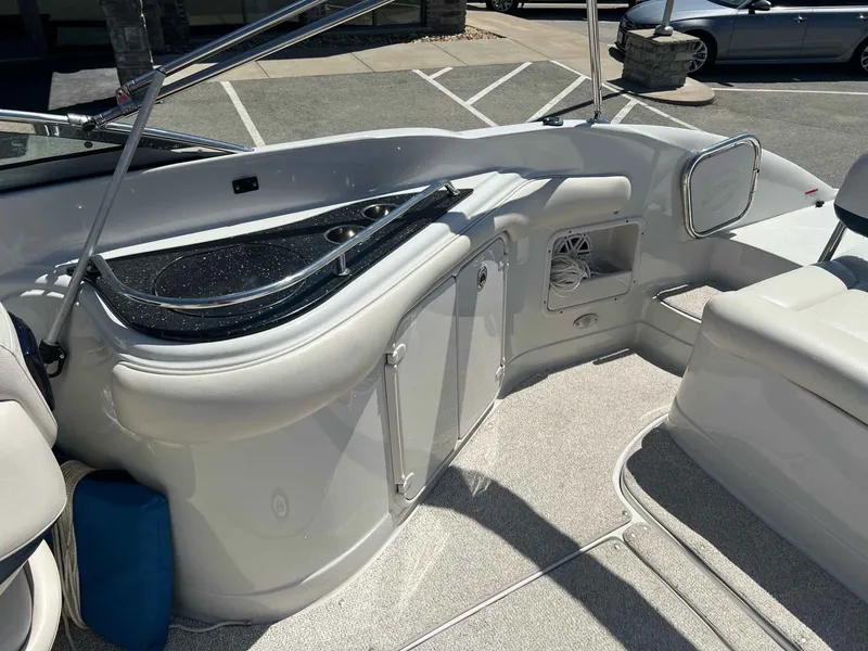 Slide: The Image of Crownline Boats 252 EX 2009 - 9