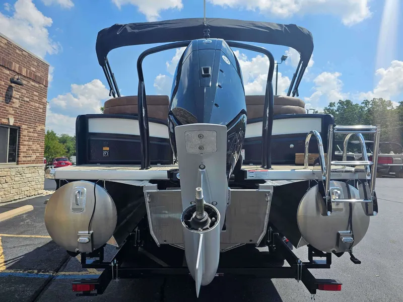 Slide: The Image of Premier 270 Intrigue RF 2024 - 3