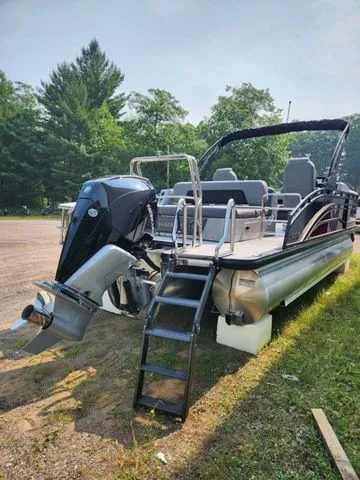 Slide: The Image of Harris Solstice 230 SLDH 2026 - 11