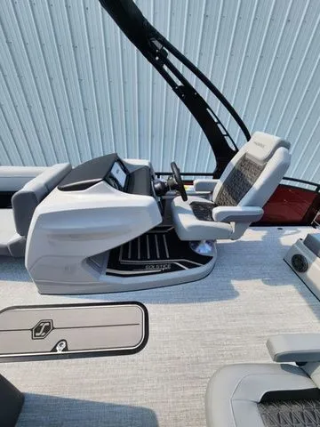 Slide: The Image of Harris Solstice 230 SLDH 2026 - 6