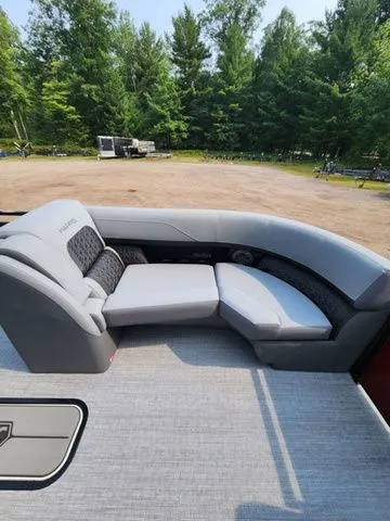 Slide: The Image of Harris Solstice 230 SLDH 2026 - 7