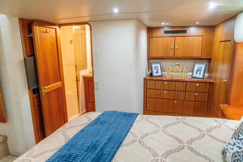 Slide: The Image of Ocean Yachts 60 Sport Fish 1997 - 58