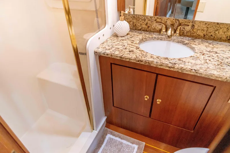 Slide: The Image of Ocean Yachts 60 Sport Fish 1997 - 61