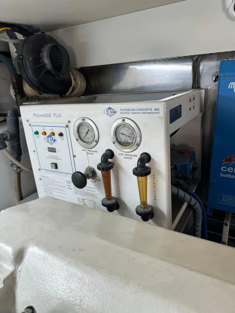 Slide: The Image of Ocean Yachts 60 Sport Fish 1997 - 96