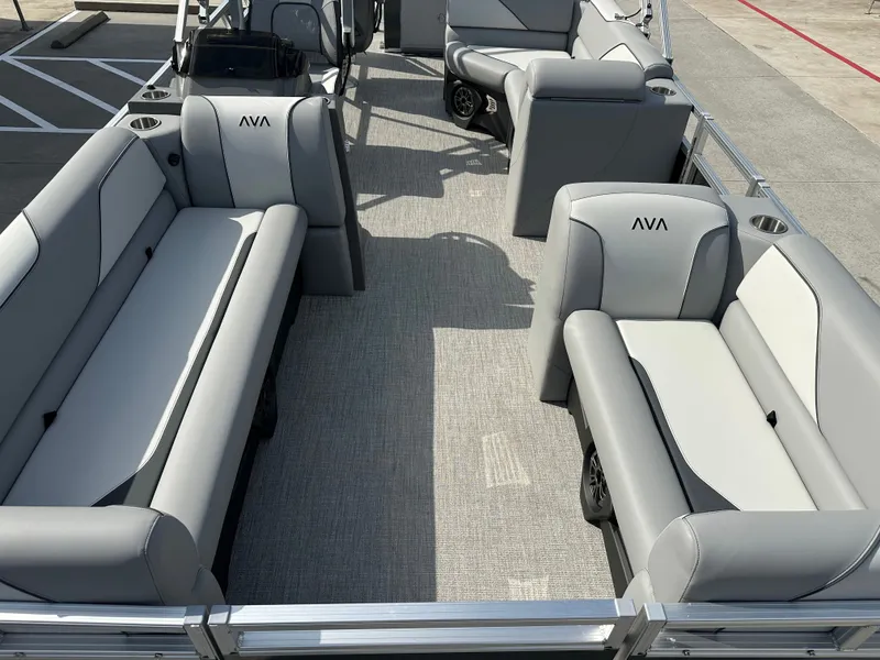 Slide: The Image of Avalon VNT RF21T 2026 - 11