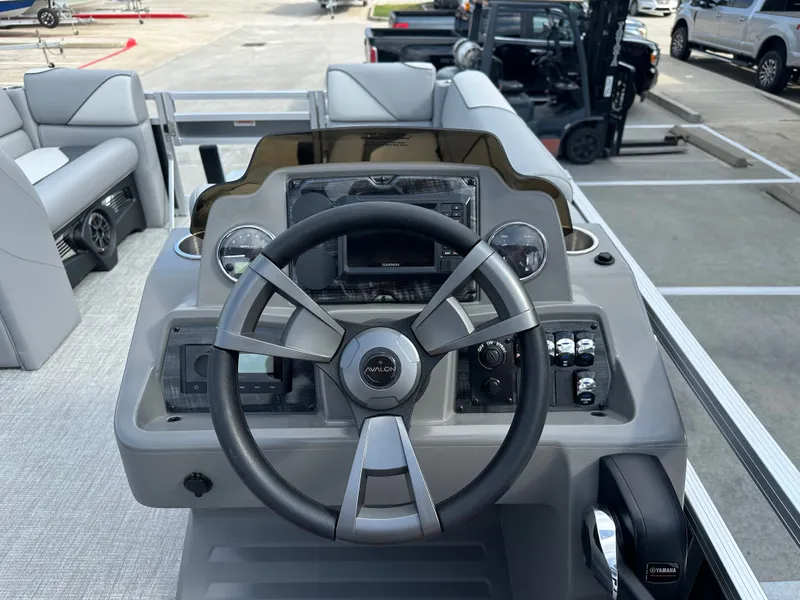 Slide: The Image of Avalon VNT RF21T 2026 - 21