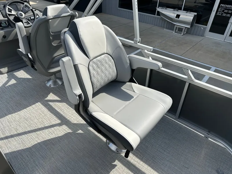 Slide: The Image of Avalon VNT RF21T 2026 - 30