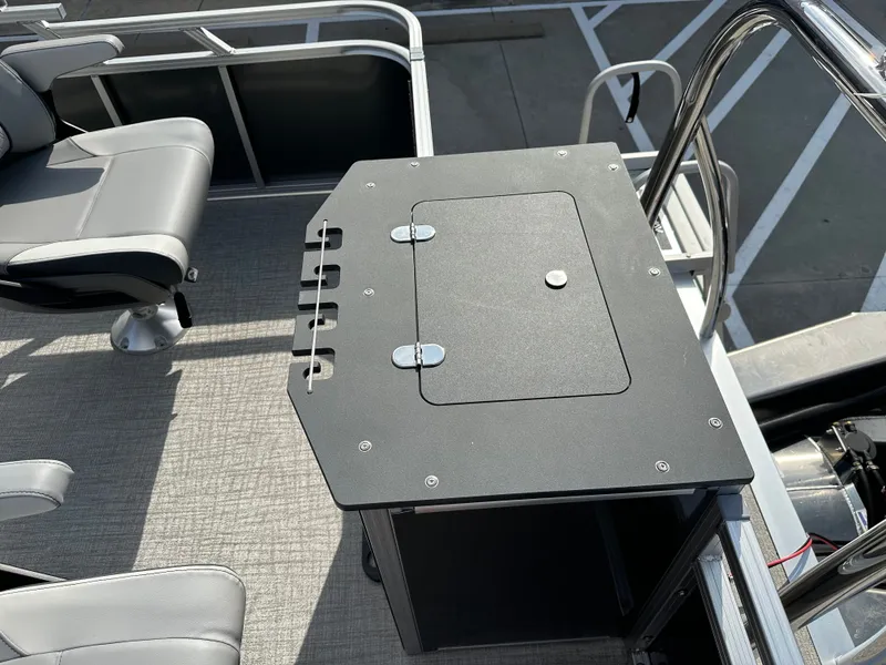 Slide: The Image of Avalon VNT RF21T 2026 - 32