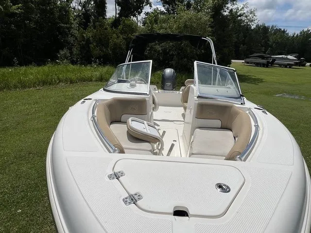 Slide: The Image of Key West 211 Dual Console 2015 - 18