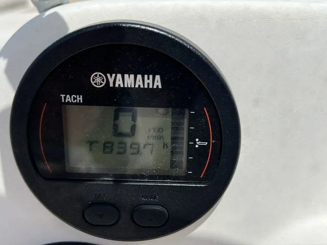 Slide: The Image of Key West 211 Dual Console 2015 - 27