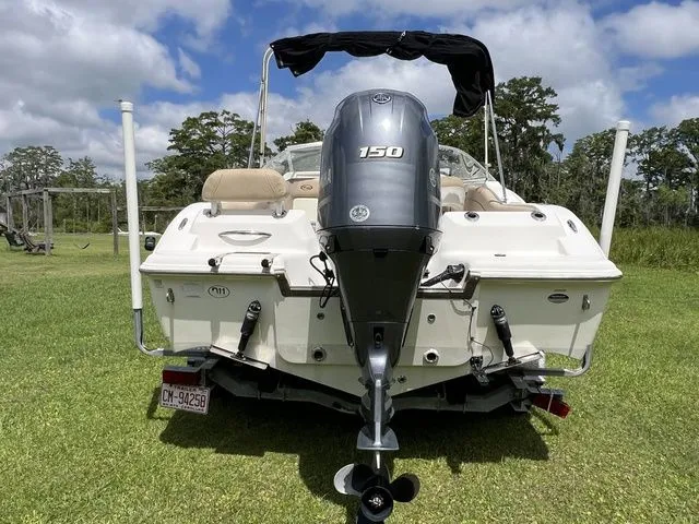 Slide: The Image of Key West 211 Dual Console 2015 - 4