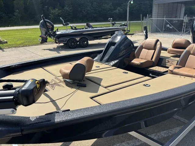 Slide: The Image of Xpress H17 2026 - 10