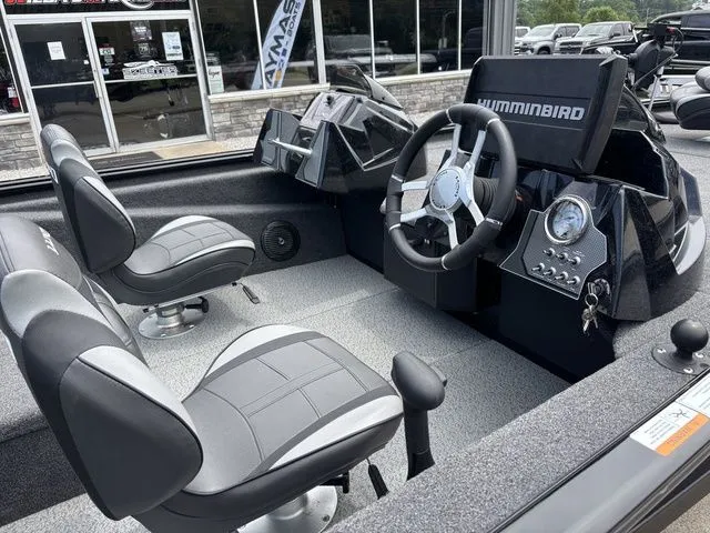 Slide: The Image of Lund 1975 Renegade 2022 - 6