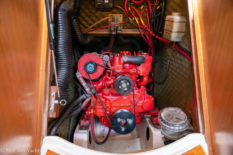 Slide: The Image of Beneteau 411 1999 - 53