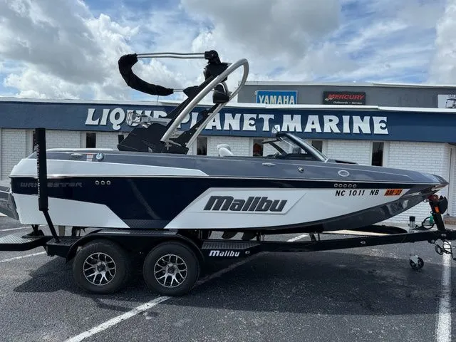Slide: The Image of Malibu Wakesetter 20 VTX 2023 - 3