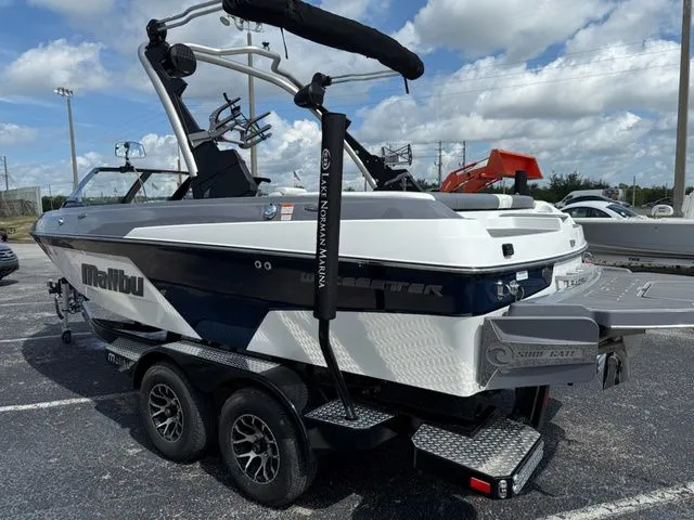 Slide: The Image of Malibu Wakesetter 20 VTX 2023 - 4