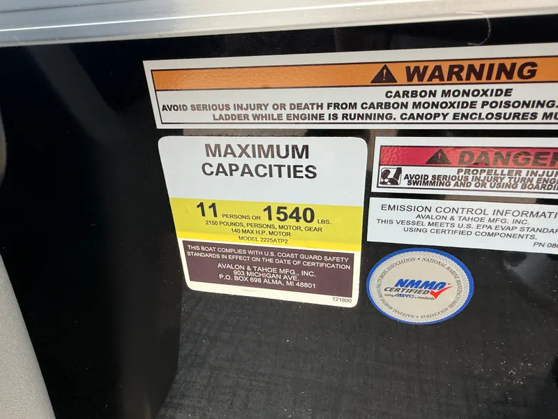 Slide: The Image of Tahoe Sport 2385 Rear Fish & Honda 4-Stroke EFI 2026 - 15