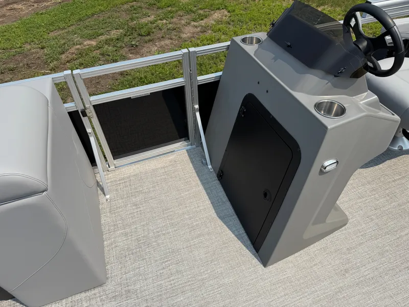 Slide: The Image of Tahoe Sport 2385 Rear Fish & Honda 4-Stroke EFI 2026 - 28