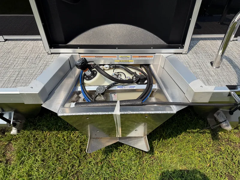 Slide: The Image of Tahoe Sport 2385 Rear Fish & Honda 4-Stroke EFI 2026 - 39