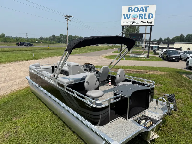 Slide: The Image of Tahoe Sport Rear Fish 2385 & 4-Stroke $33995 2026 - 41