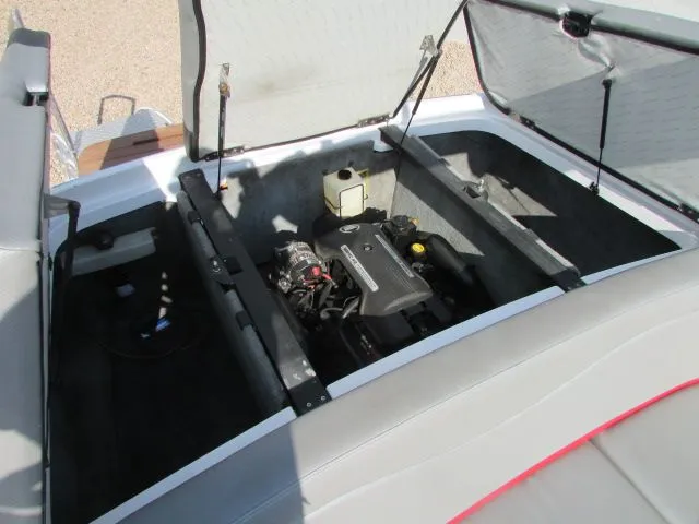 Slide: The Image of MasterCraft XStar 2003 - 15