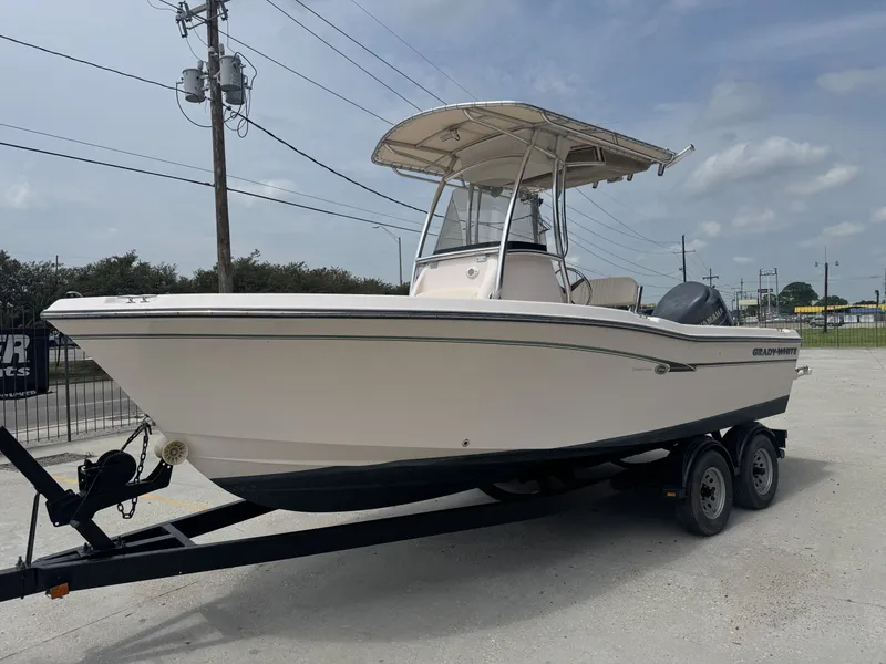 Slide: The Image of Grady-White Fisherman 209 2013 - 3